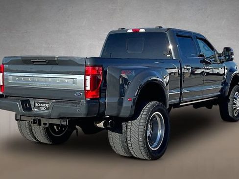 Used 2021 Ford F450 Platinum w/ FX4 Off-Road Package AWD/4WD image 2