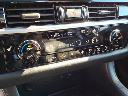 Certified 2023 Nissan Pathfinder SL w/ SL Premium Package image 20