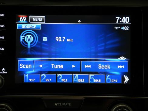 Used 2019 Honda Civic Sport image 19