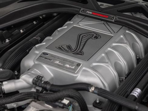 Used 2022 Ford Mustang Shelby GT500 w/ Carbon Fiber Track Pack RWD image 26