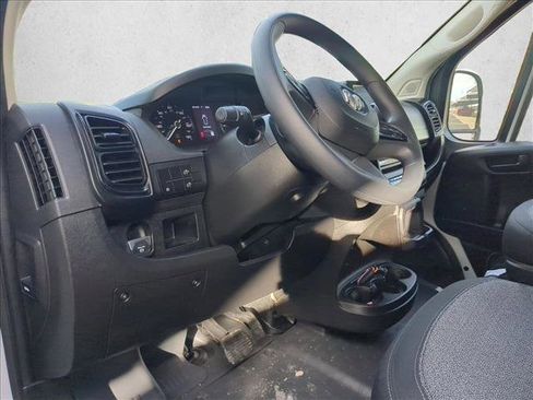 New 2026 RAM ProMaster 2500 w/ Convenience Group image 3