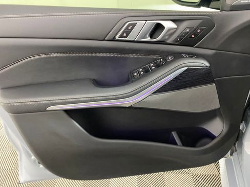 Certified 2025 BMW X5 xDrive40i w/ M Sport Package image 12