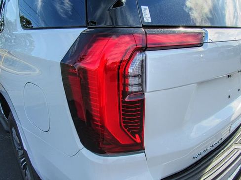 New 2026 GMC Yukon Elevation image 6