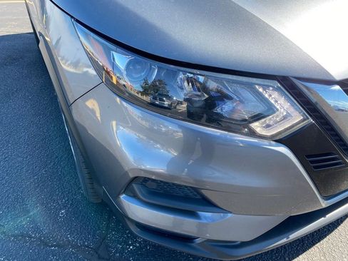 Used 2021 Nissan Rogue Sport S image 3