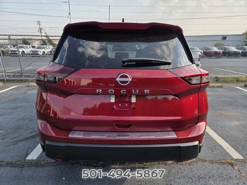 Used 2026 Nissan Rogue SV FWD image 5