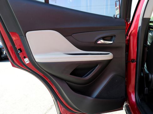 Used 2018 Buick Encore Preferred image 34