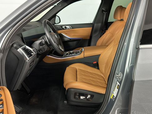 New 2026 BMW X5 xDrive50e w/ Executive Package AWD/4WD image 8
