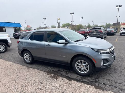 Used 2024 Chevrolet Equinox LT AWD/4WD image 5