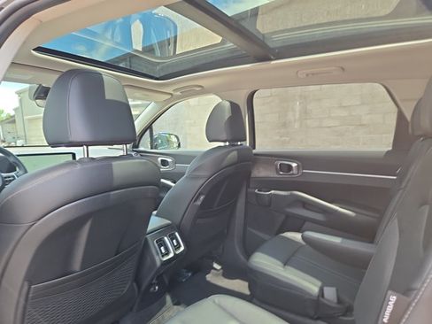 Certified 2025 Kia Sorento X-Line EX AWD/4WD image 45