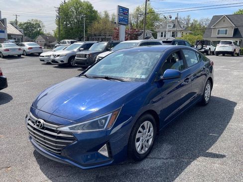 Used 2019 Hyundai Elantra SE FWD image 34