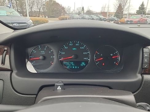 Used 2014 Chevrolet Impala LT w/ LT Sunroof Package image 17