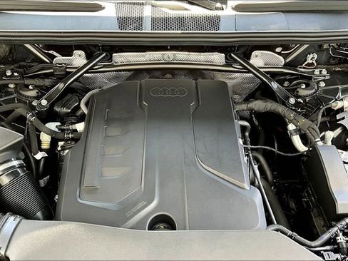 Used 2025 Audi Q5 Prestige AWD/4WD image 30