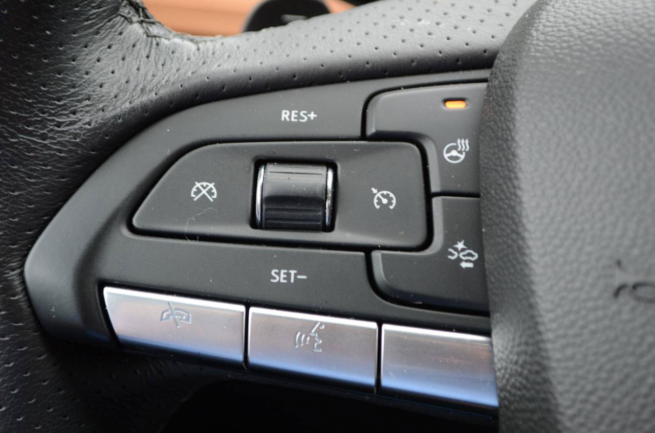 Used 2025 Cadillac XT4 Sport AWD/4WD image 36