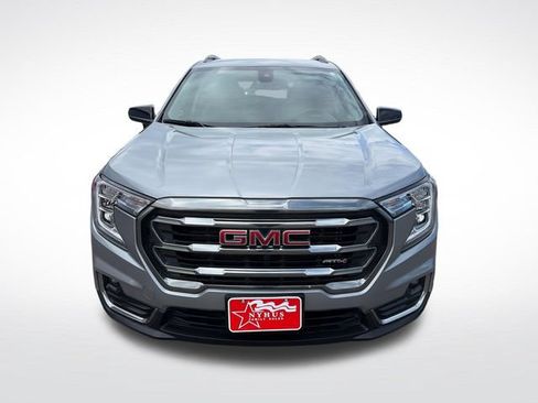 Used 2023 GMC Terrain AT4 AWD/4WD image 2