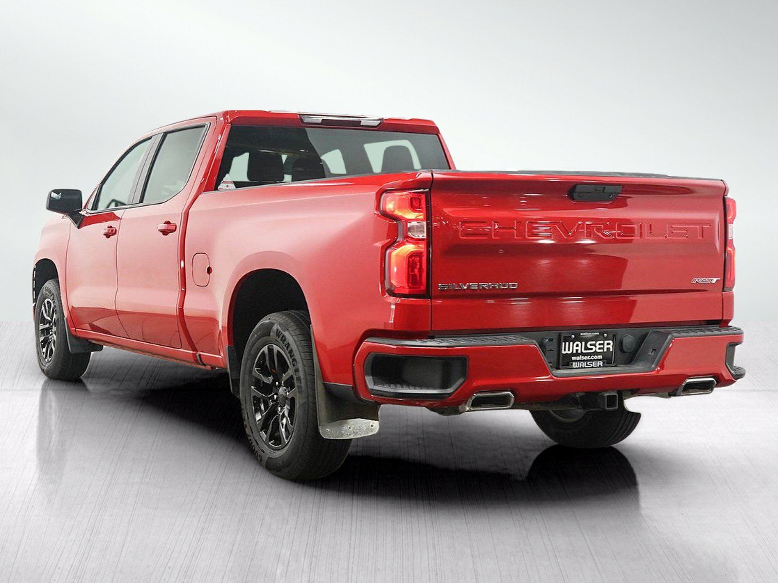 Used 2021 Chevrolet Silverado 1500 RST AWD/4WD image 3