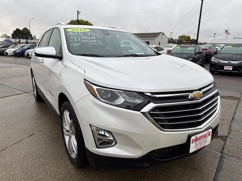 Used 2018 Chevrolet Equinox Premier image 11