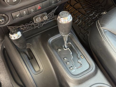 Used 2013 Jeep Wrangler Freedom Edition image 23