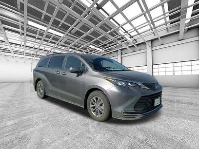 Used 2024 Toyota Sienna XLE