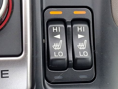 Used 2023 Subaru Forester Limited image 24