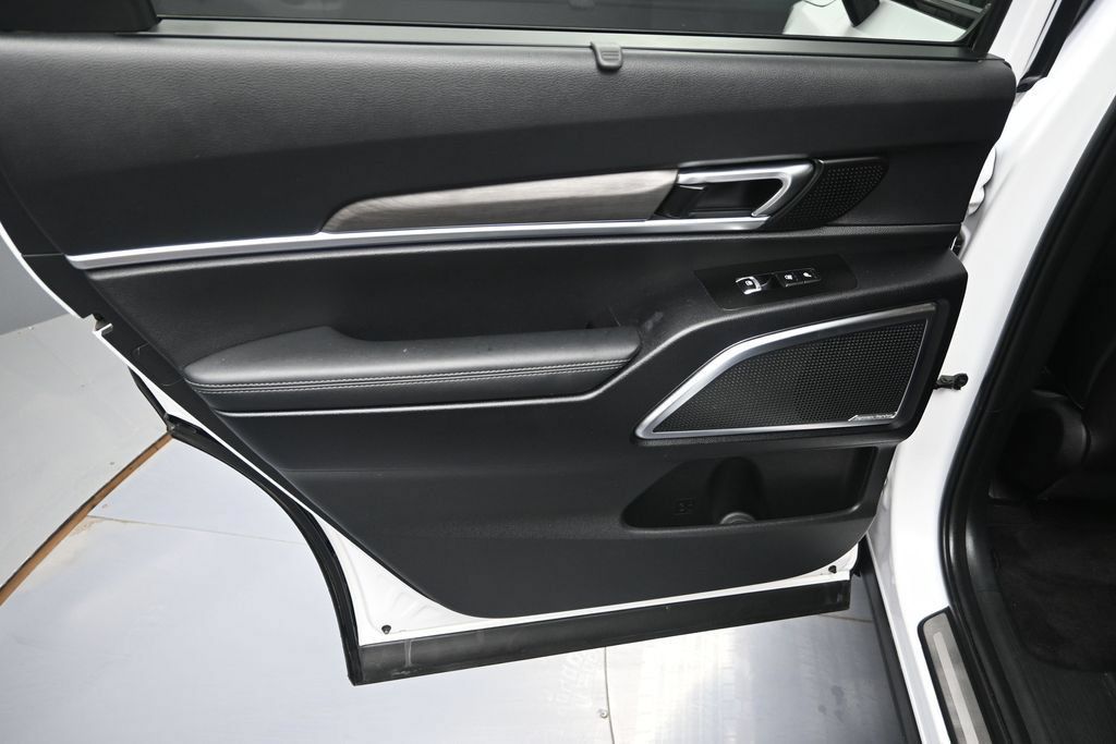 Certified 2024 Kia Telluride SX Prestige X-Line AWD/4WD image 30