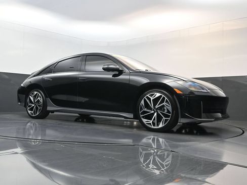 Certified 2023 Hyundai Ioniq 6 Limited w/ Cargo Package RWD image 23