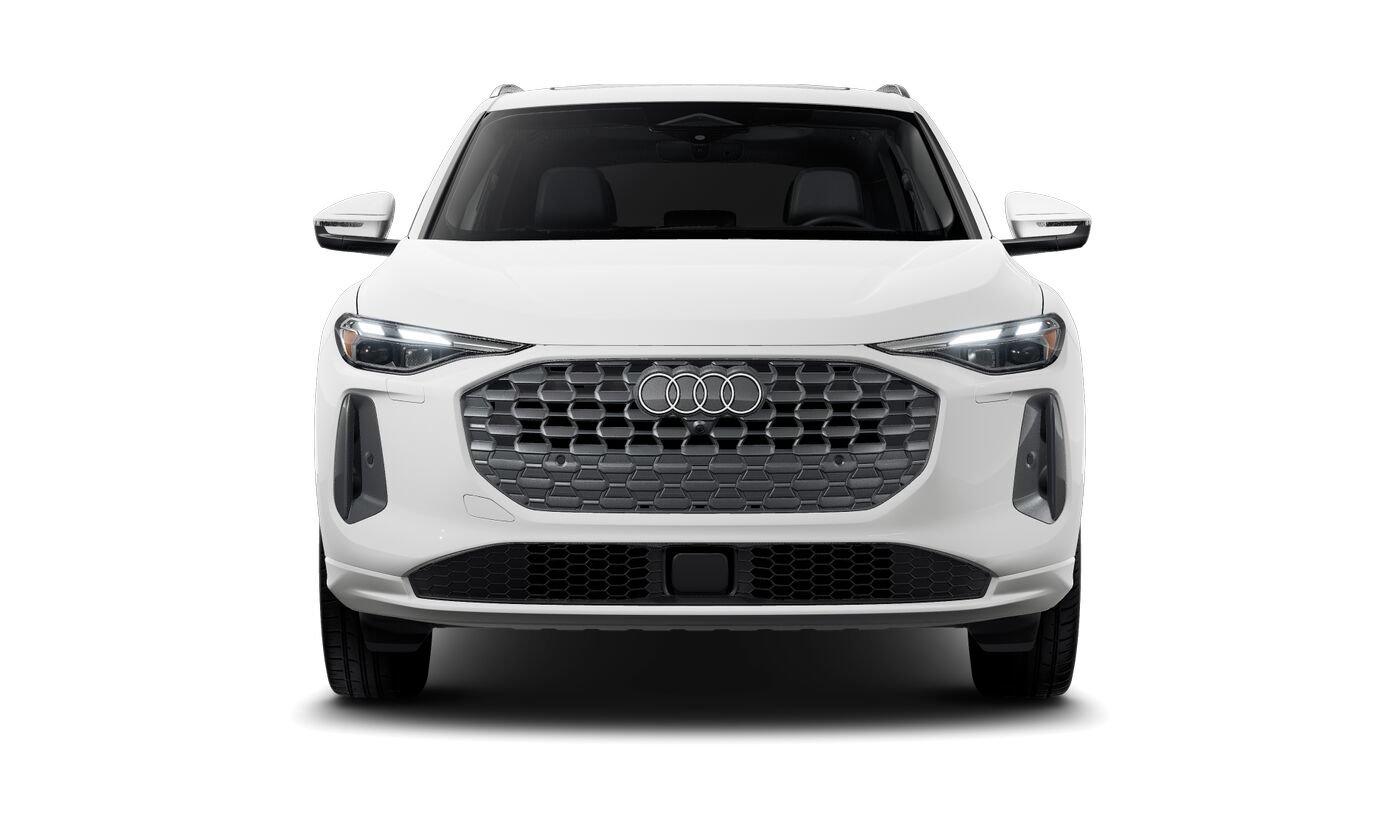 Certified 2025 Audi Q5 Premium AWD/4WD image 4