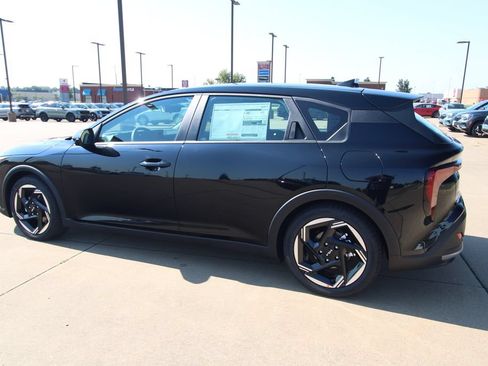 New 2026 Kia K4 EX FWD image 16
