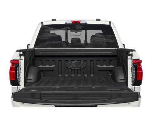 Used 2025 Ford F150 Lightning Platinum image 11