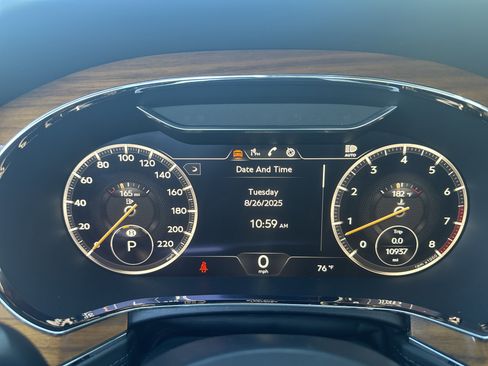 Used 2020 Bentley Continental GT image 19