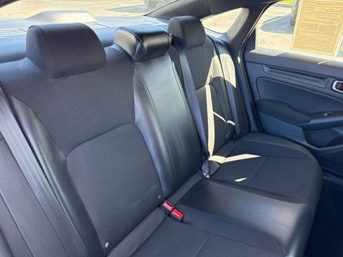 Used 2023 Honda Civic Sport image 11