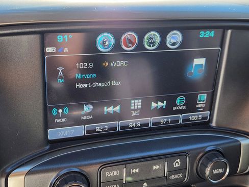 Used 2018 Chevrolet Silverado 1500 LT w/ All Star Edition image 31