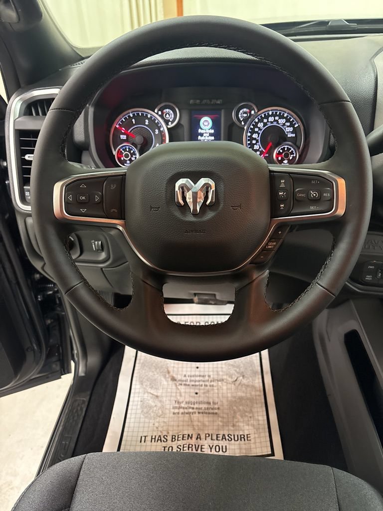 New 2026 RAM 2500 Big Horn AWD/4WD image 11