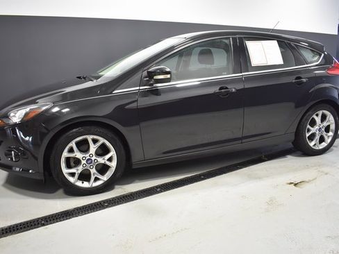 Used 2013 Ford Focus Titanium image 2