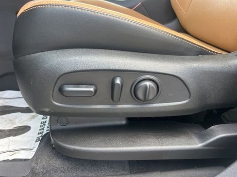 Used 2020 GMC Terrain SLT w/ Preferred Package FWD image 16