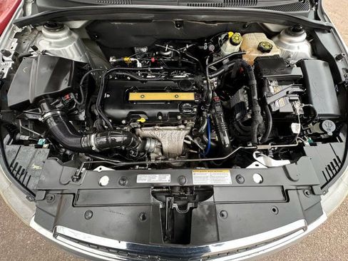 Used 2014 Chevrolet Cruze LT image 20