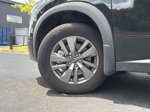 Used 2025 Nissan Pathfinder S AWD/4WD image 15