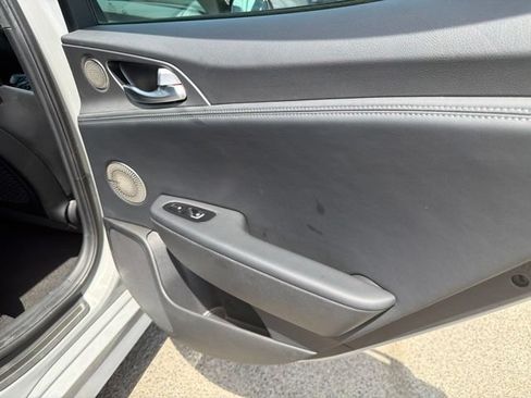 Used 2020 Kia Stinger GT2 image 11