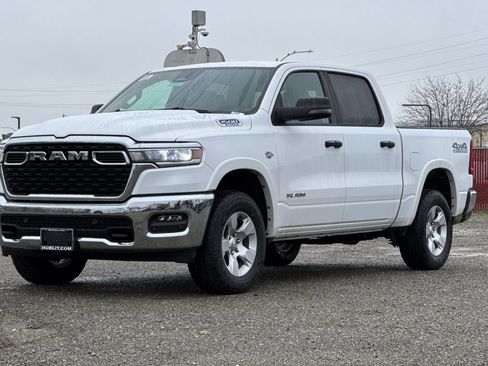 New 2026 RAM 1500 4x4 Crew Cab image 7