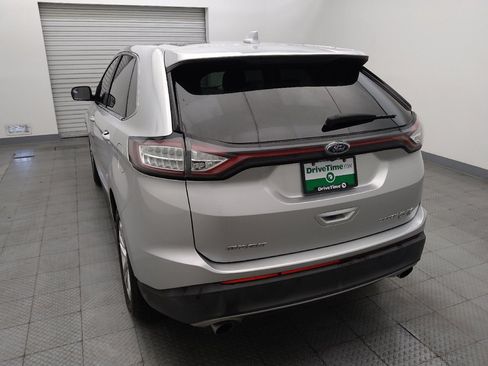 Used 2018 Ford Edge Titanium w/ Technology Package AWD/4WD image 6