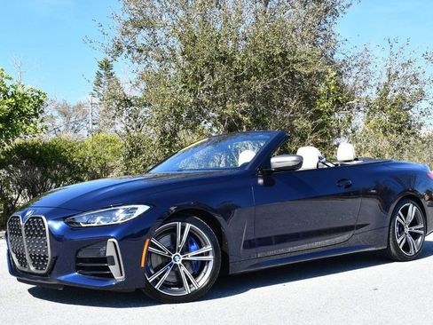 Used 2024 BMW M440i Convertible w/ Premium Package image 20
