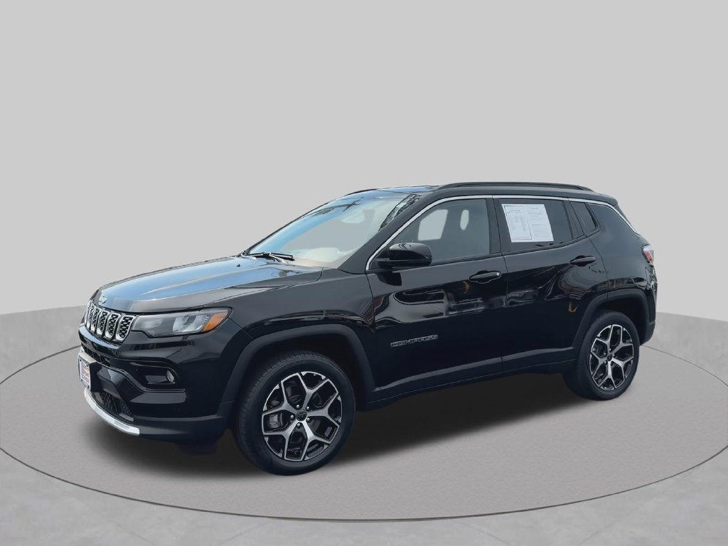 Used 2025 Jeep Compass Limited AWD/4WD image 4