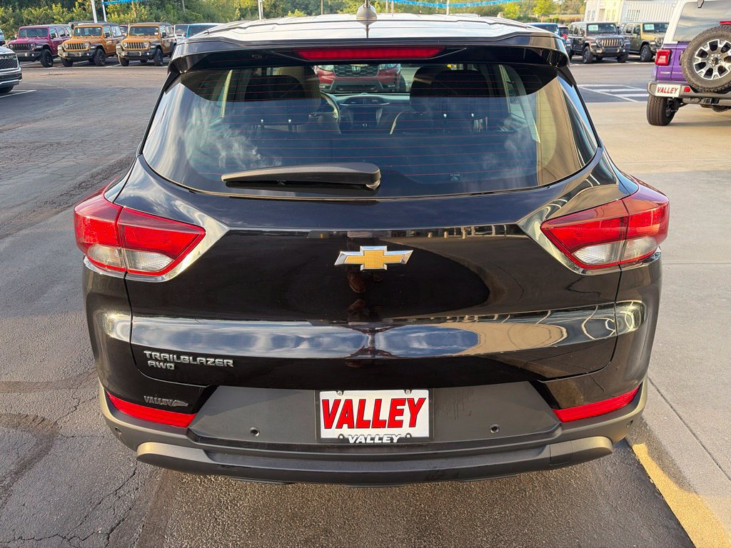 Used 2021 Chevrolet TrailBlazer LS AWD/4WD image 6