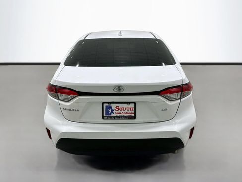 Used 2024 Toyota Corolla LE FWD image 6