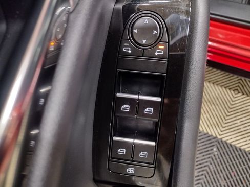 Used 2021 MAZDA MAZDA3 Hatchback w/Premium Plus Pkg image 21