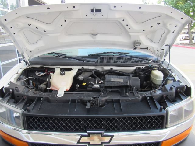 Used 2014 Chevrolet Express 3500 LT w/ LT Preferred Equipment Group RWD image 38