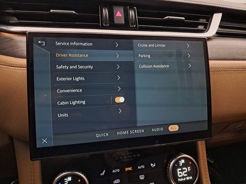 Used 2021 Jaguar F-PACE S image 28