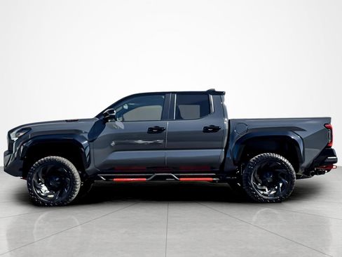 Certified 2025 Toyota Tacoma TRD Pro image 31
