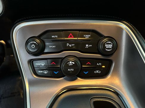 Used 2021 Dodge Challenger R/T image 37