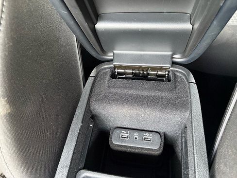 Used 2023 Dodge Charger GT RWD image 16