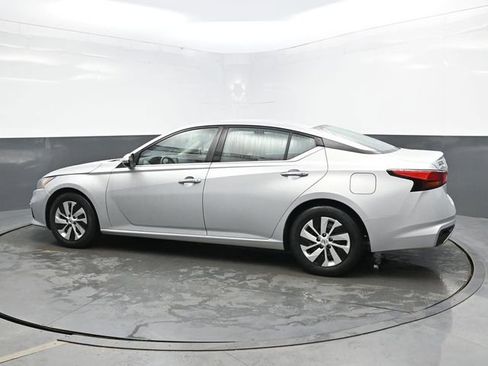 Used 2021 Nissan Altima 2.5 S image 4